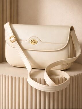 ❌PRICE DROP ❌🛑Authentic Crossbody/Shoulder Leather Bag Gucci.